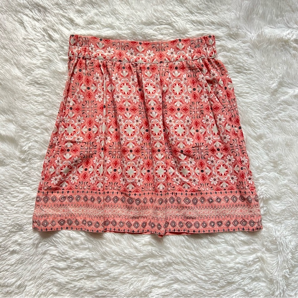 LOFT Women’s  Elegant Floral Skirt Size XS
